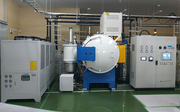 氮化铝真空烧结炉 (1).jpg 氮化铝真空烧结炉 (1).jpg